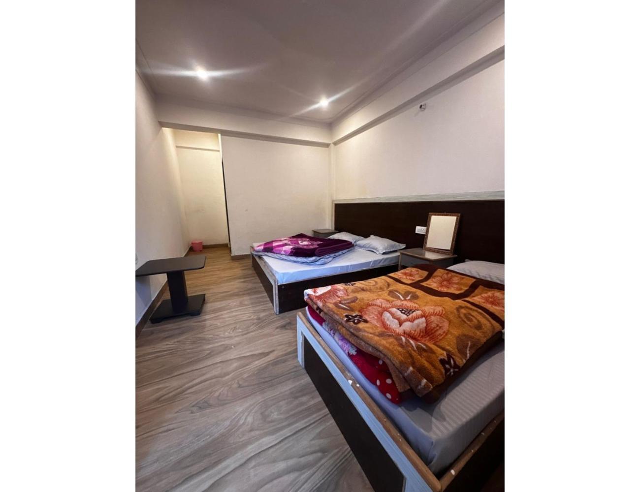 Dayal Guest House, Badrinath Exterior photo